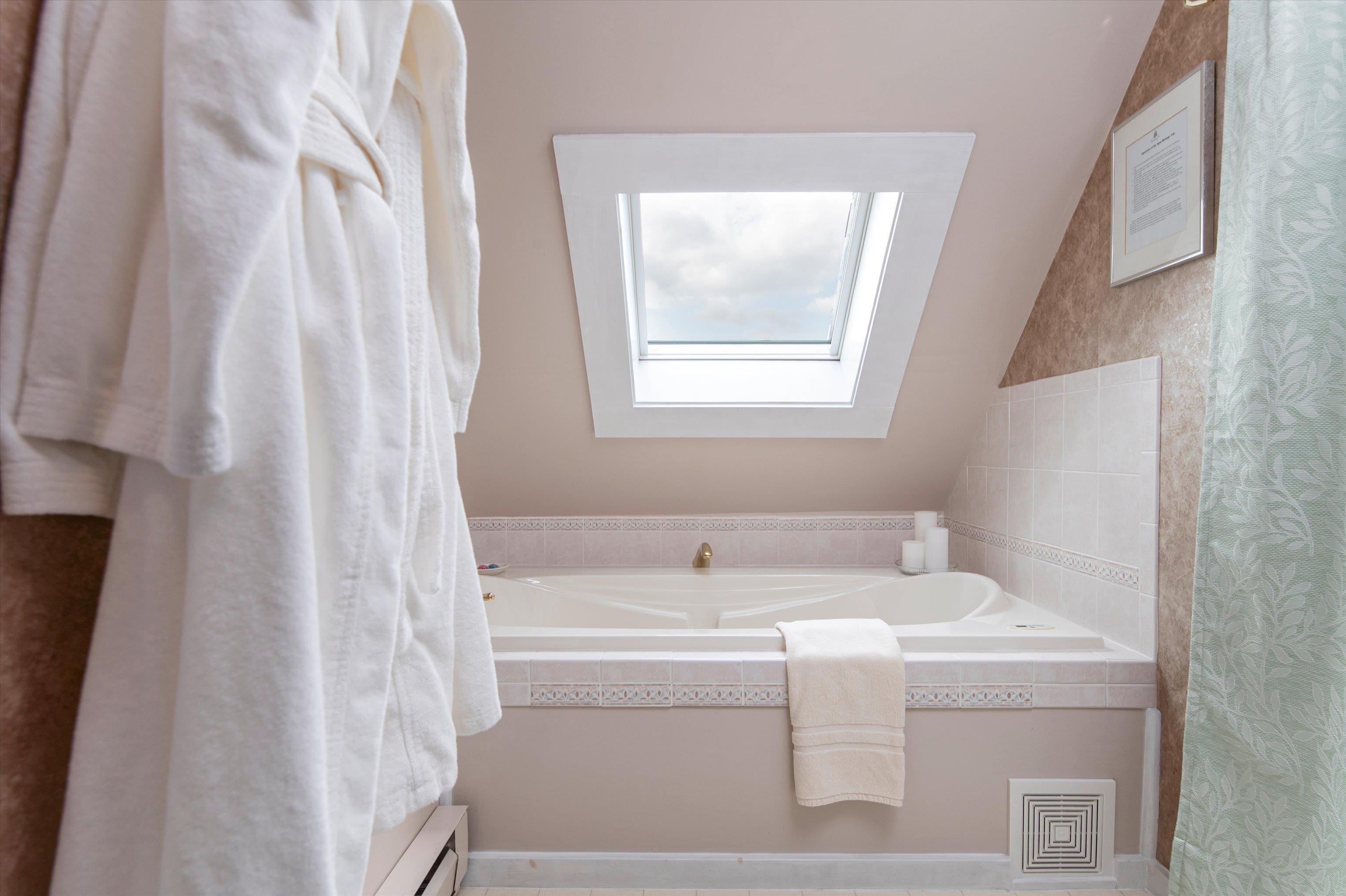 86 Main Street Ludlow, VT 05149 - Photo 22 of 60