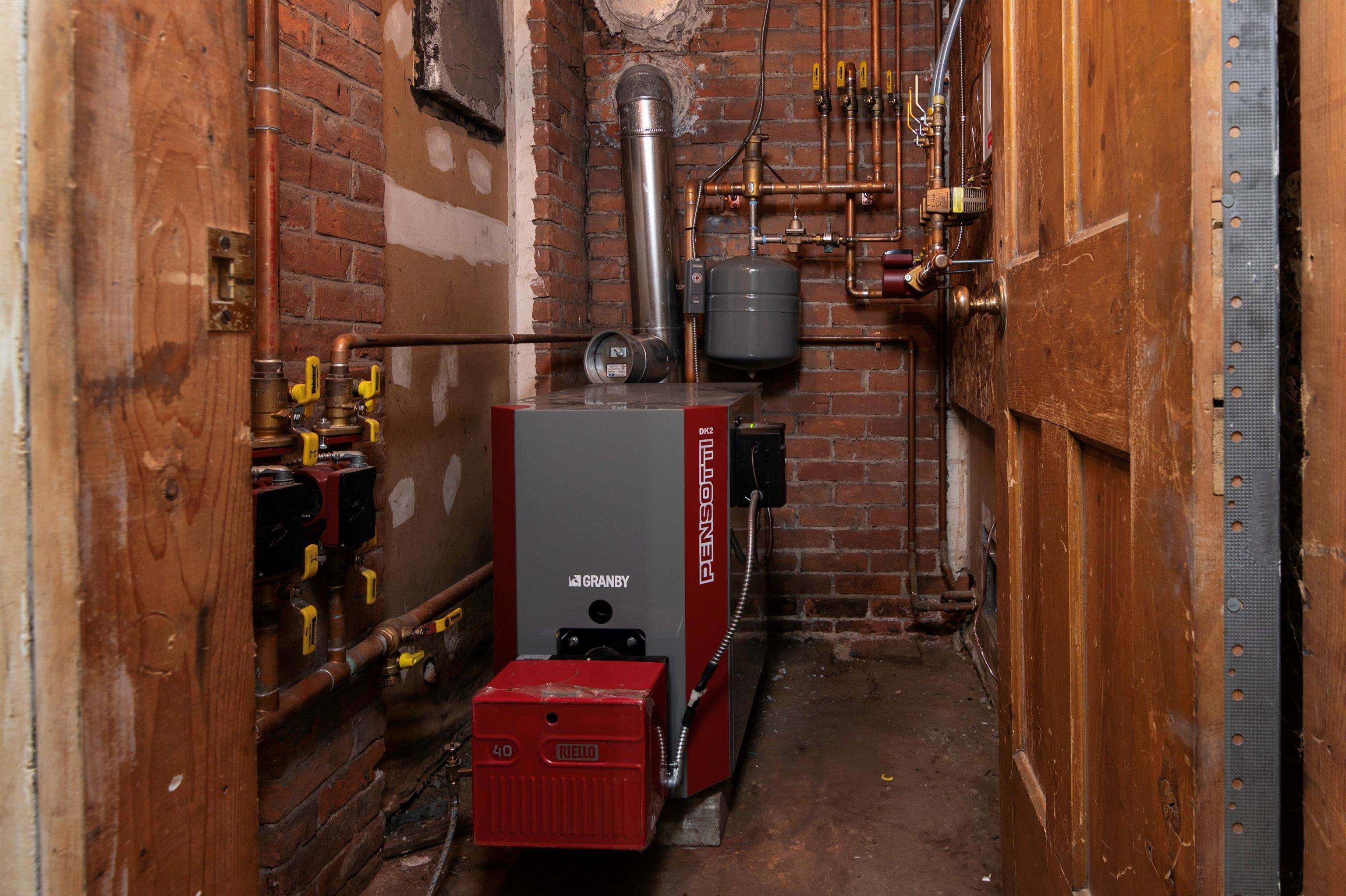 86 Main Street Ludlow, VT 05149 - Photo 44 of 60