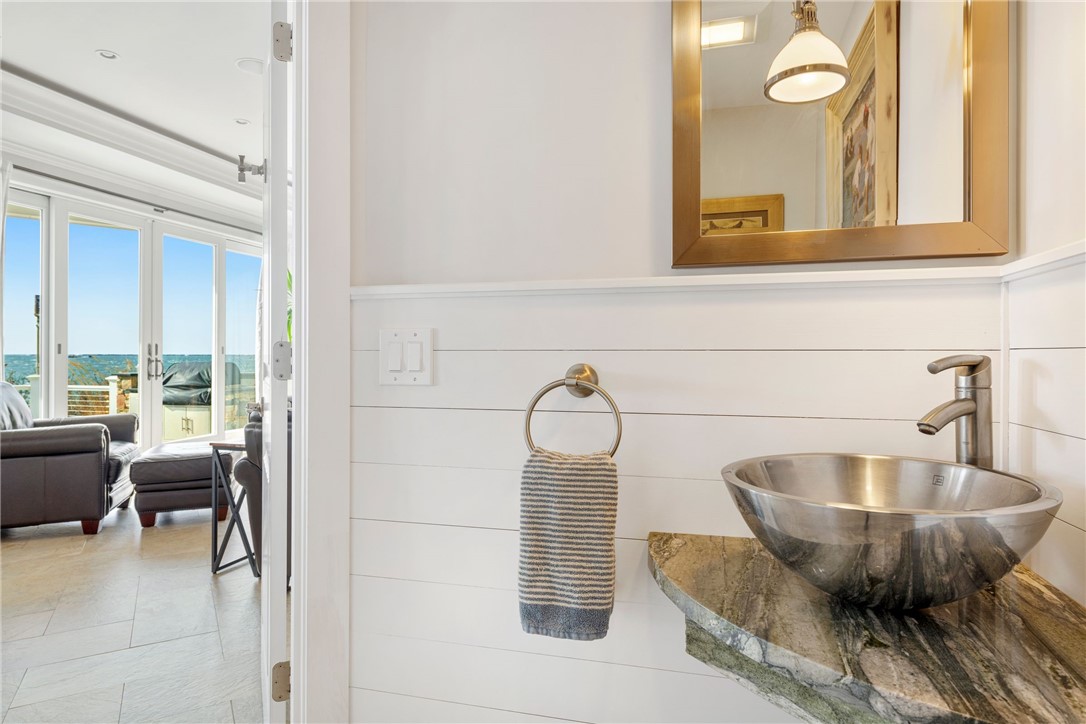 1499 Ocean Road, Unit 9 Narragansett, RI 02882 - Photo 18 of 50