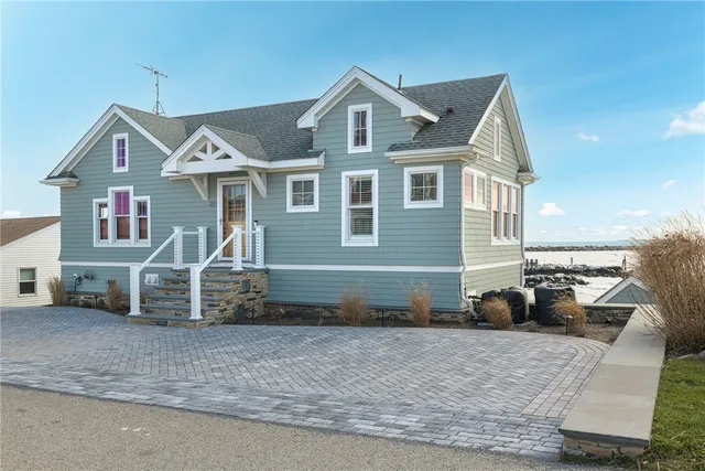 $3,600,000 | 1499 Ocean Road, Unit 9, Narragansett, RI 02882
