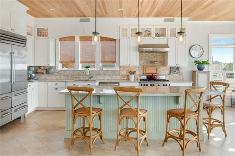 $3,600,000 | 1499 Ocean Road, Unit 9, Narragansett, RI 02882