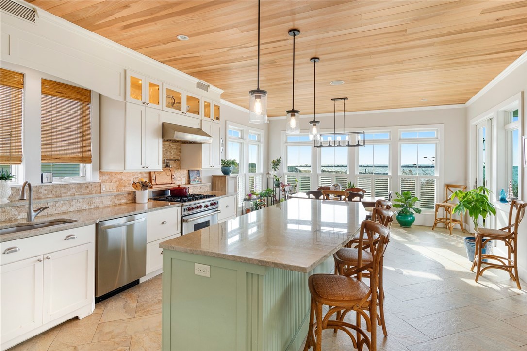 1499 Ocean Road, Unit 9 Narragansett, RI 02882 - Photo 5 of 50