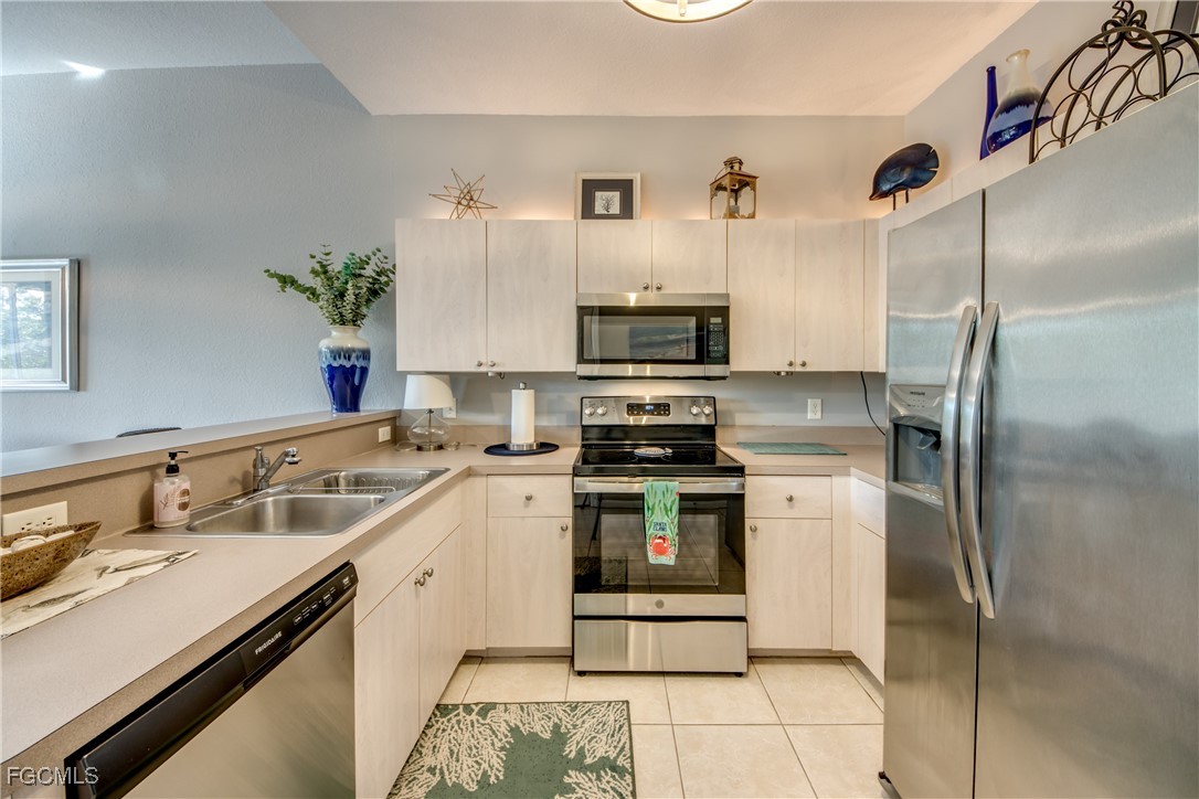 3181 Matecumbe Key Road, Unit 11 Punta Gorda, FL 33955 - Photo 29 of 50