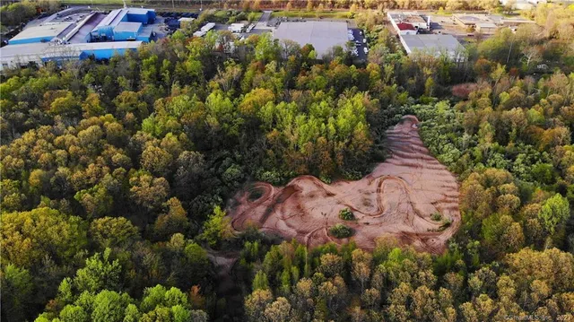 $5,000,000 | 100-150 Dodge Avenue, North Haven, CT 06473