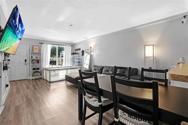 $399,000 | 2929 Dorchester Lane, Cooper City, FL 33026