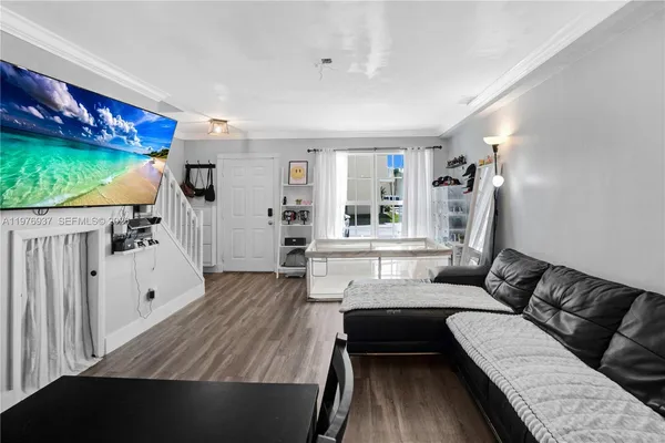$399,000 | 2929 Dorchester Lane, Cooper City, FL 33026