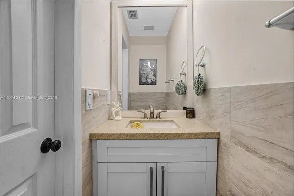 $399,000 | 2929 Dorchester Lane, Cooper City, FL 33026