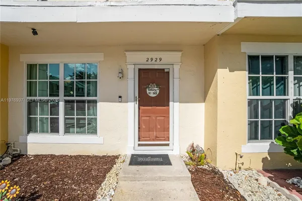 $399,000 | 2929 Dorchester Lane, Cooper City, FL 33026