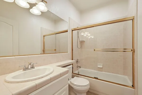 $709,000 | 2012 Providence Way, Lodi, CA 95242