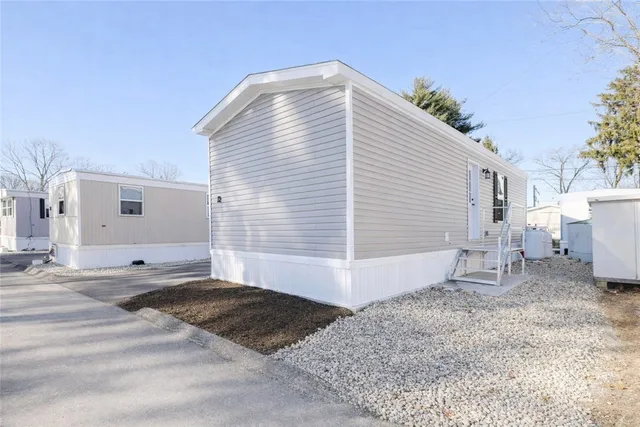 $134,900 | 1346 Newport Avenue, Attleboro, MA 02703