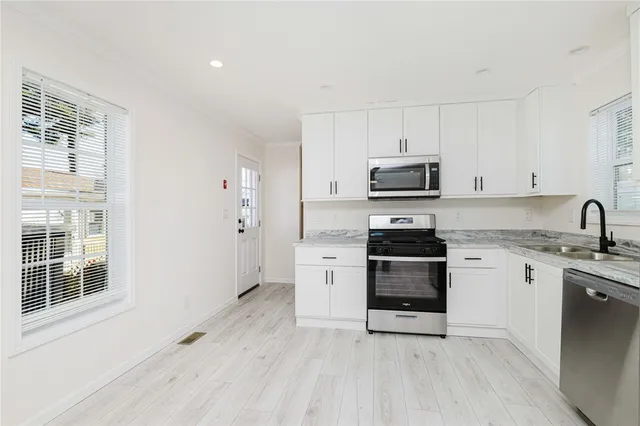 $134,900 | 1346 Newport Avenue, Attleboro, MA 02703