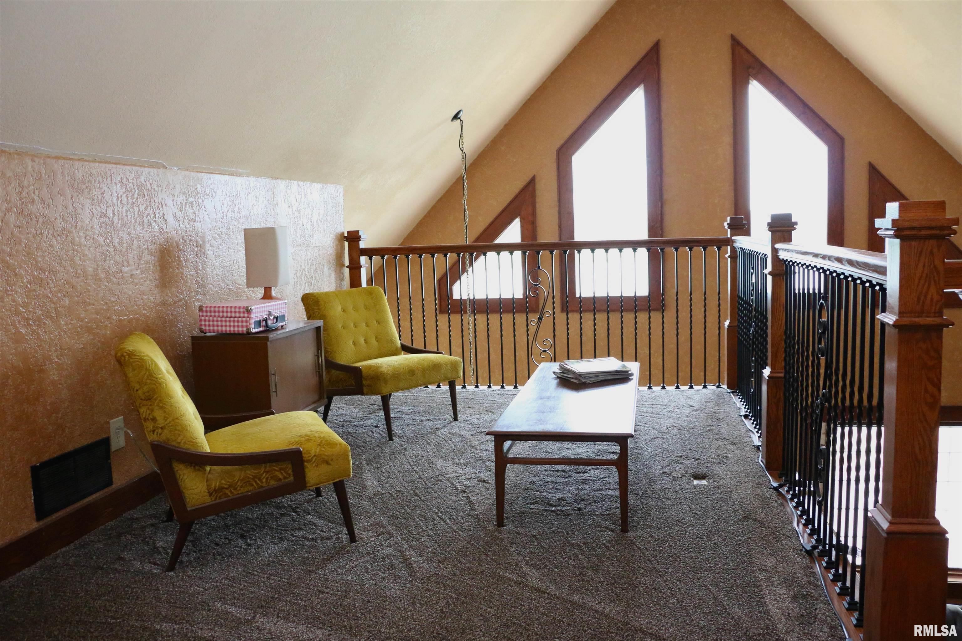 2064 East 2200th Street Camp Point, IL 62320 - Photo 19 of 61