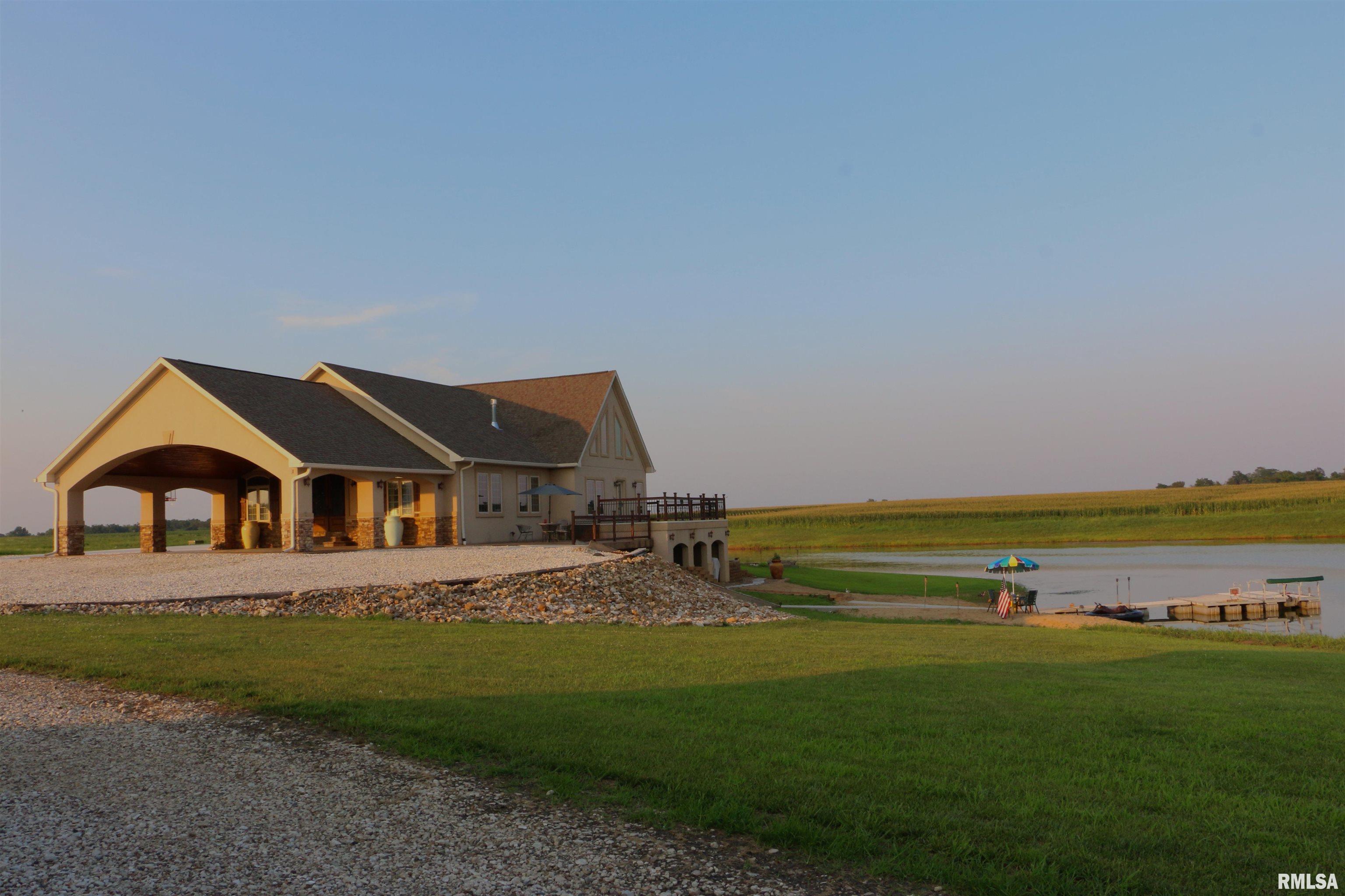 2064 East 2200th Street Camp Point, IL 62320 - Photo 4 of 61