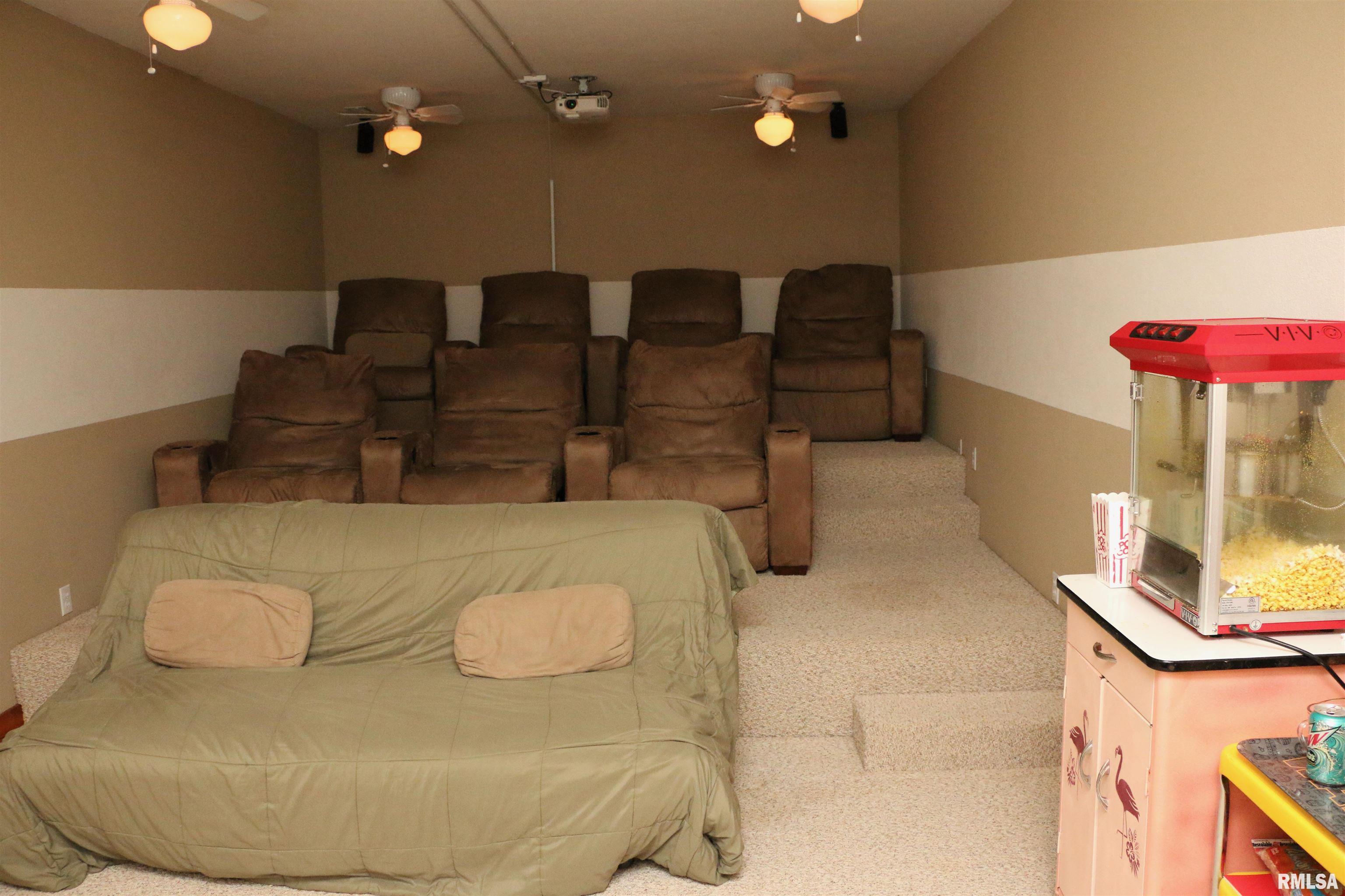 2064 East 2200th Street Camp Point, IL 62320 - Photo 43 of 61