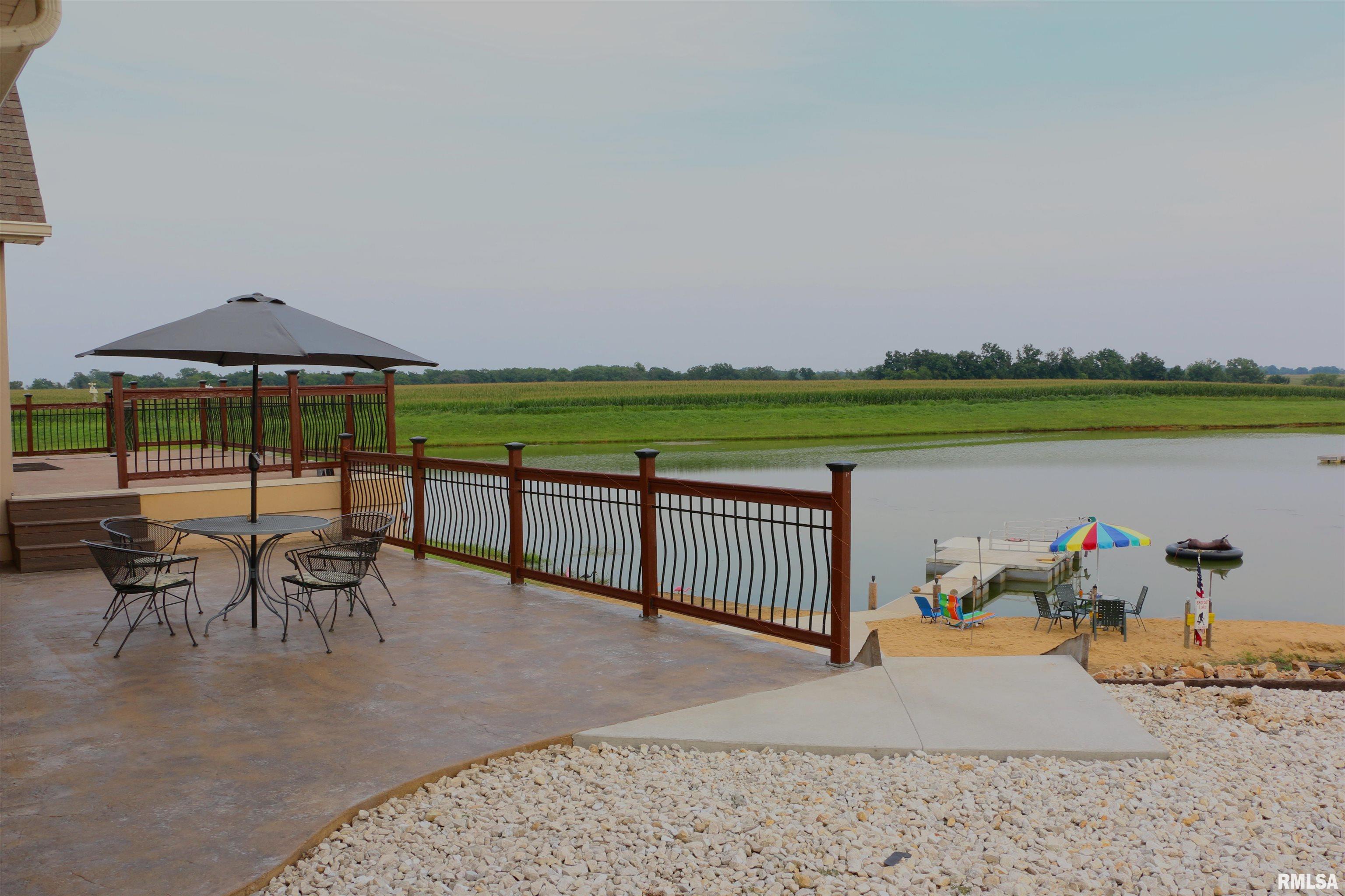 2064 East 2200th Street Camp Point, IL 62320 - Photo 5 of 61