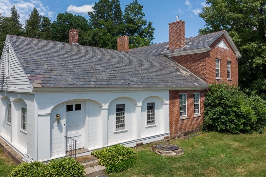108 Colrain Shelburne Road Shelburne, MA 01370 - Photo 3 of 40