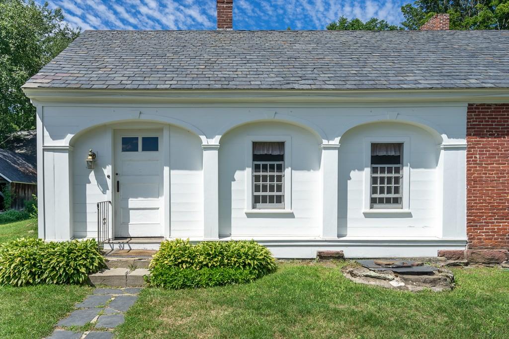 108 Colrain Shelburne Road Shelburne, MA 01370 - Photo 7 of 40