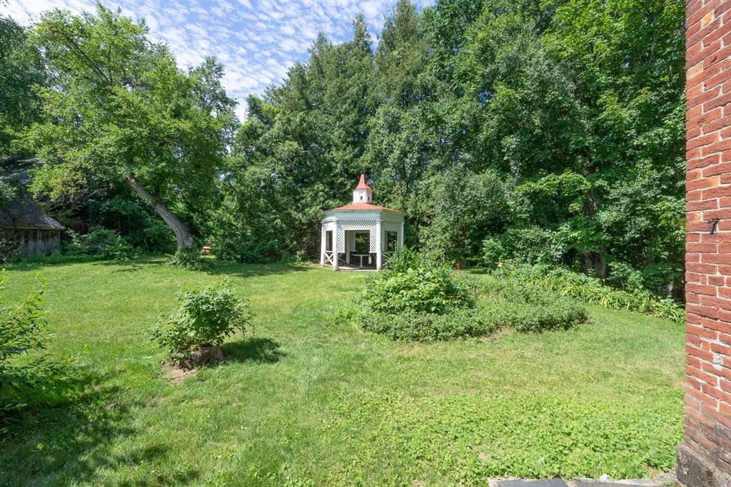108 Colrain Shelburne Road Shelburne, MA 01370 - Photo 8 of 40