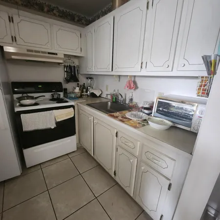 $1,350 | 18 Oakridge B, Unit 18, Deerfield Beach, FL 33442