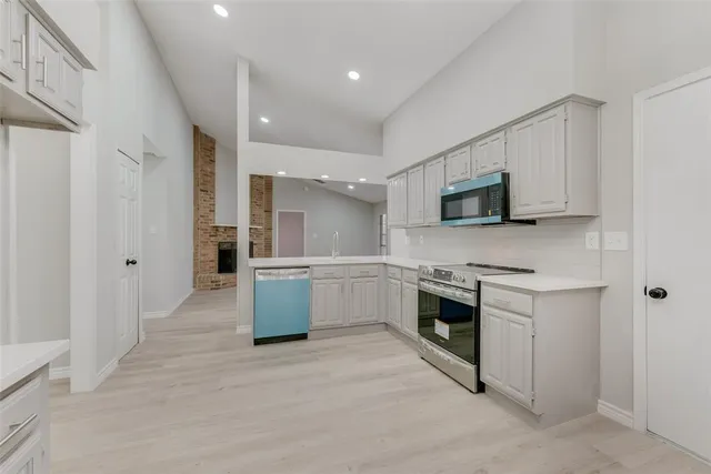 $345,000 | 1040 Eagle Drive, DeSoto, TX 75115