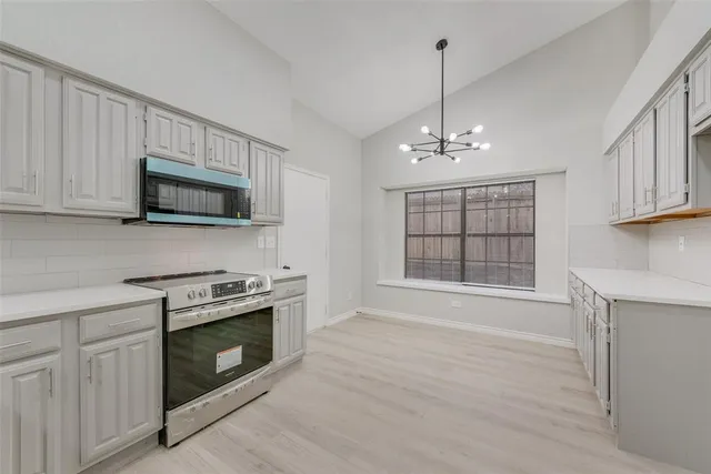 $345,000 | 1040 Eagle Drive, DeSoto, TX 75115