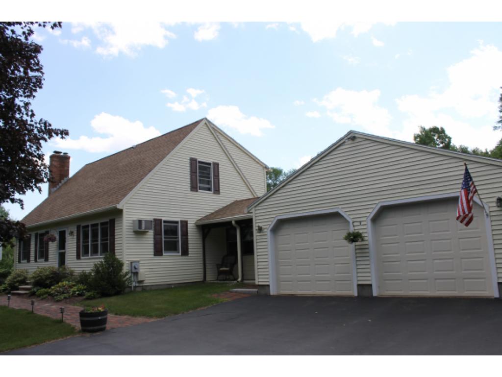 90 Scobie Pond Road Derry, NH 03038 - Photo 17 of 20
