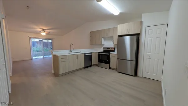 $1,650 | 5114 27th Street Southwest, Lehigh Acres, FL 33973