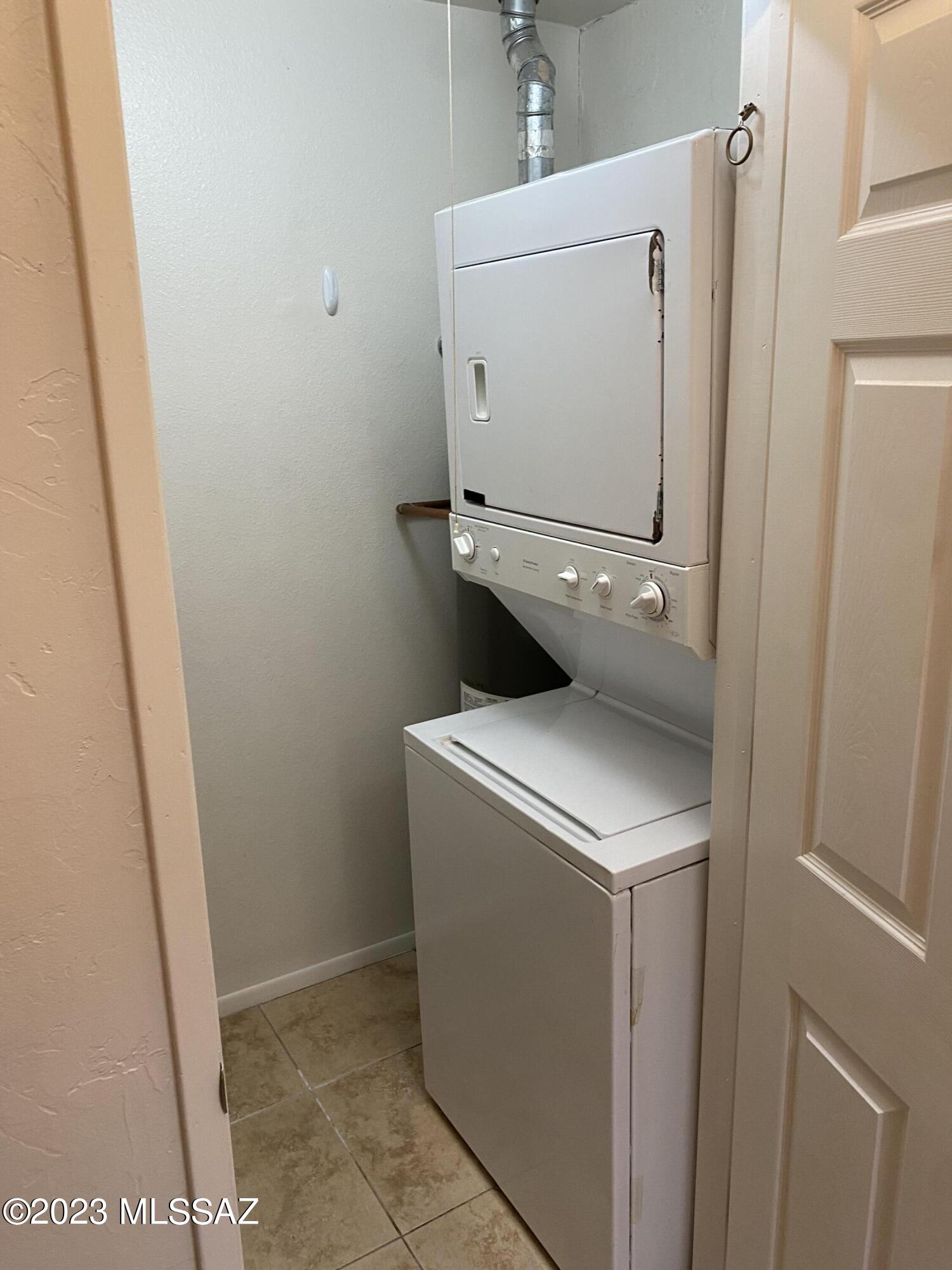 625 South Prudence Road, Unit 206 Tucson, AZ 85710 - Photo 8 of 18