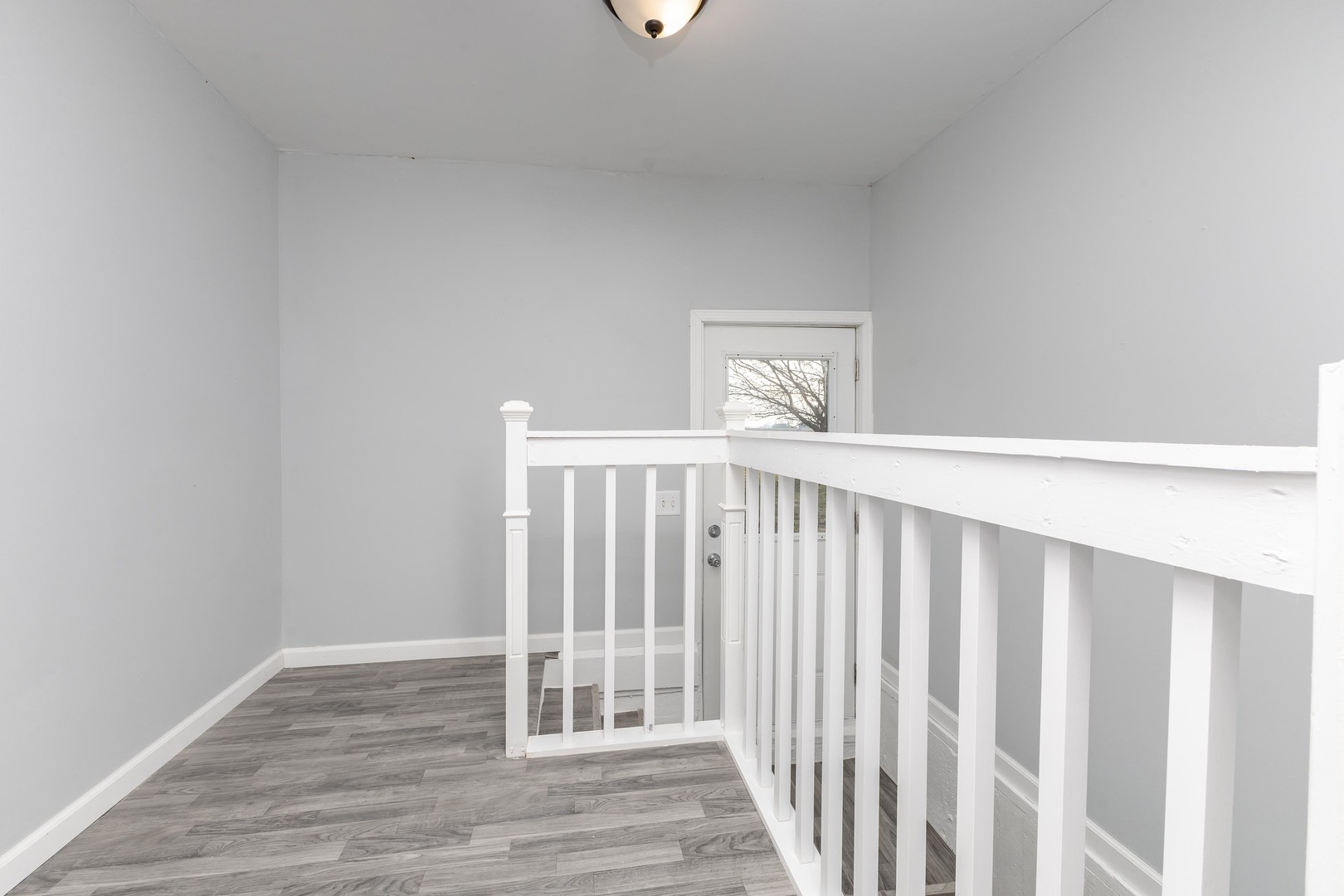 401 6th Street Cornell, IL 61319 - Photo 26 of 33 a view of a livingroom with wooden floor