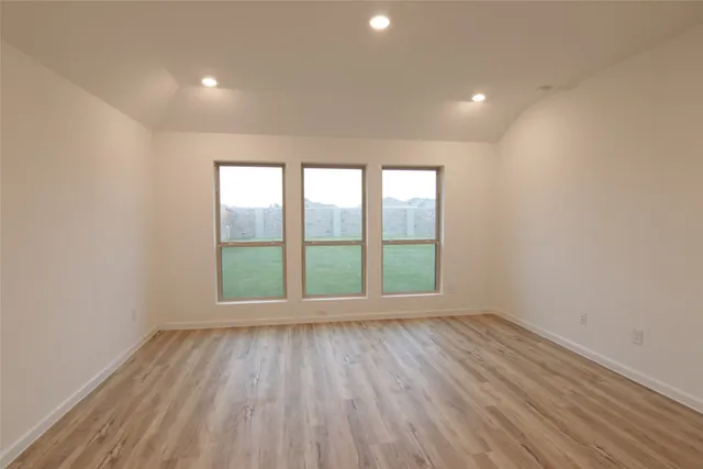 $2,300 | 2511 Chestnut Oak Circle, Katy, TX 77494