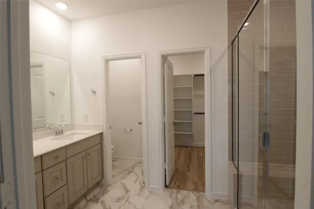 $2,300 | 2511 Chestnut Oak Circle, Katy, TX 77494