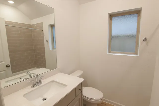 $2,300 | 2511 Chestnut Oak Circle, Katy, TX 77494