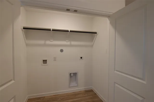 $2,300 | 2511 Chestnut Oak Circle, Katy, TX 77494