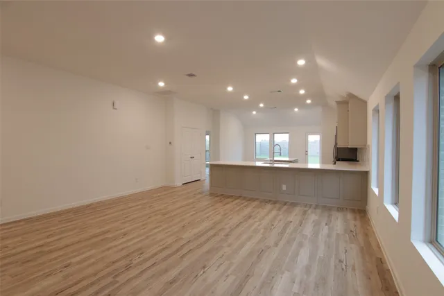 $2,300 | 2511 Chestnut Oak Circle, Katy, TX 77494