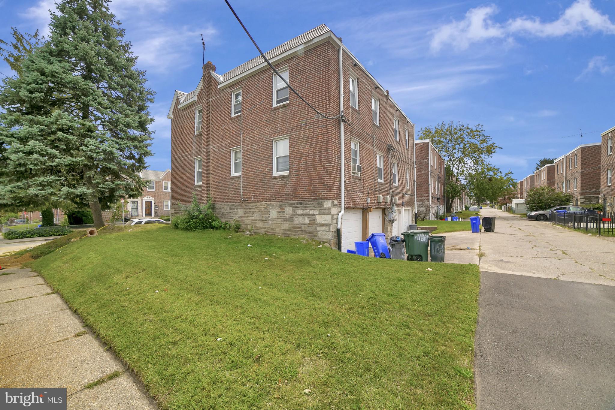 1631 Murdoch Road Philadelphia, PA 19150 - Photo 2 of 11 Gallery Image 2