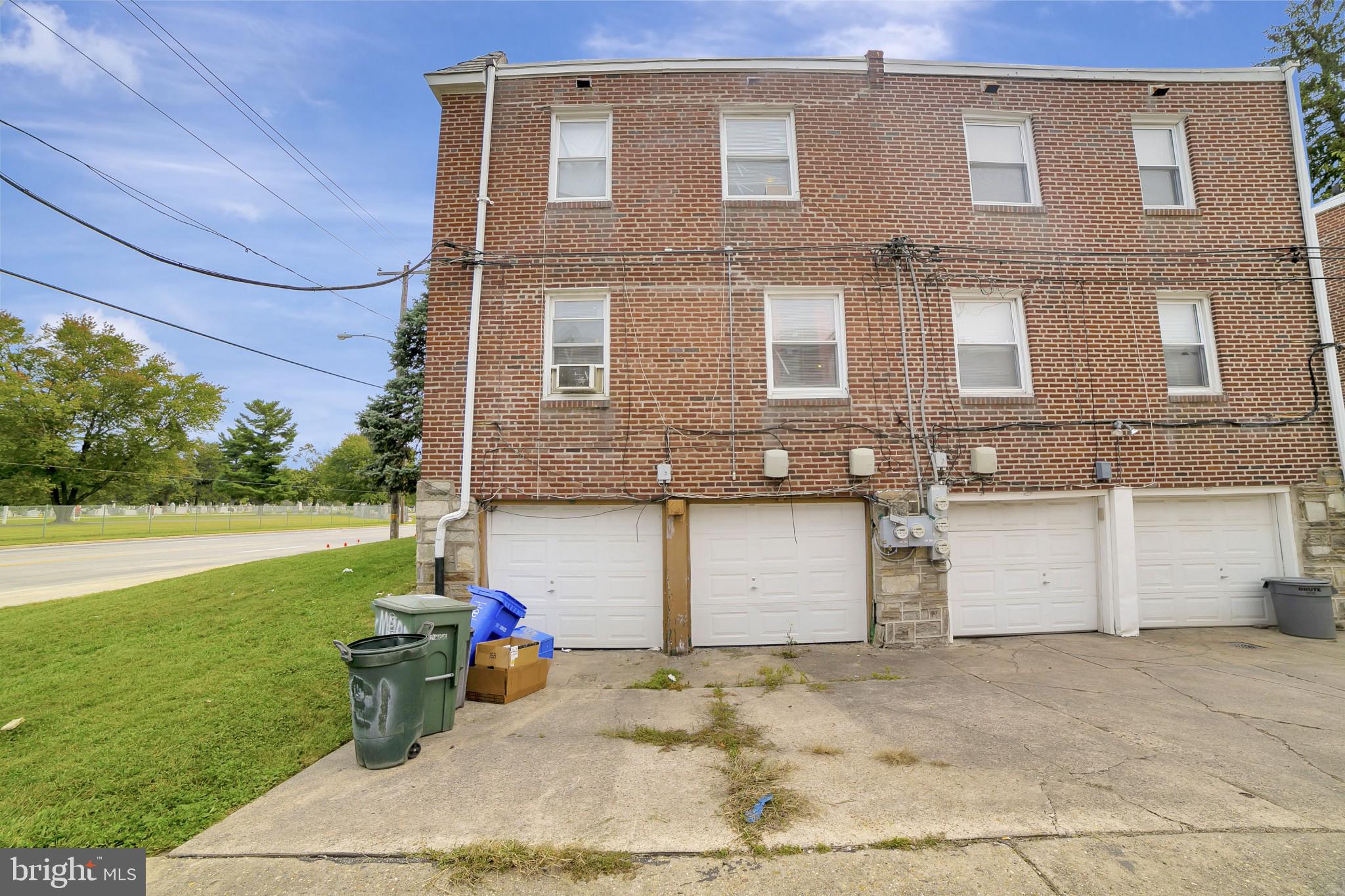 1631 Murdoch Road Philadelphia, PA 19150 - Photo 3 of 11 Gallery Image 3