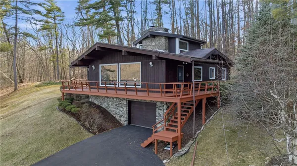 $999,000 | 15079 West Lake Road, Pulteney, NY 14418