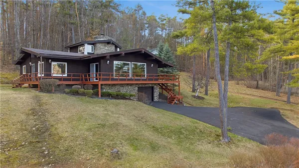 $999,000 | 15079 West Lake Road, Pulteney, NY 14418