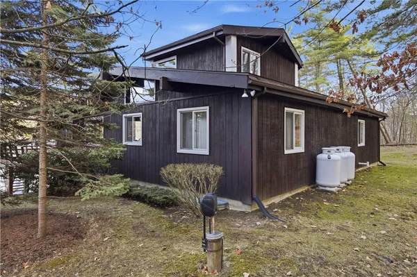 $999,000 | 15079 West Lake Road, Pulteney, NY 14418