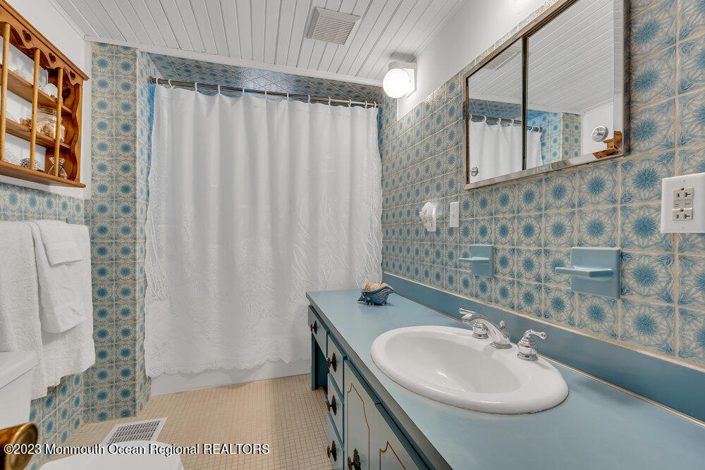 3000 Hurley Pond Road Wall, NJ 07719 - Photo 21 of 68 027_dsc04964