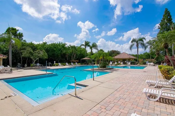 $2,000 | 11901 4th Street North, Unit 10105, St. Petersburg, FL 33716