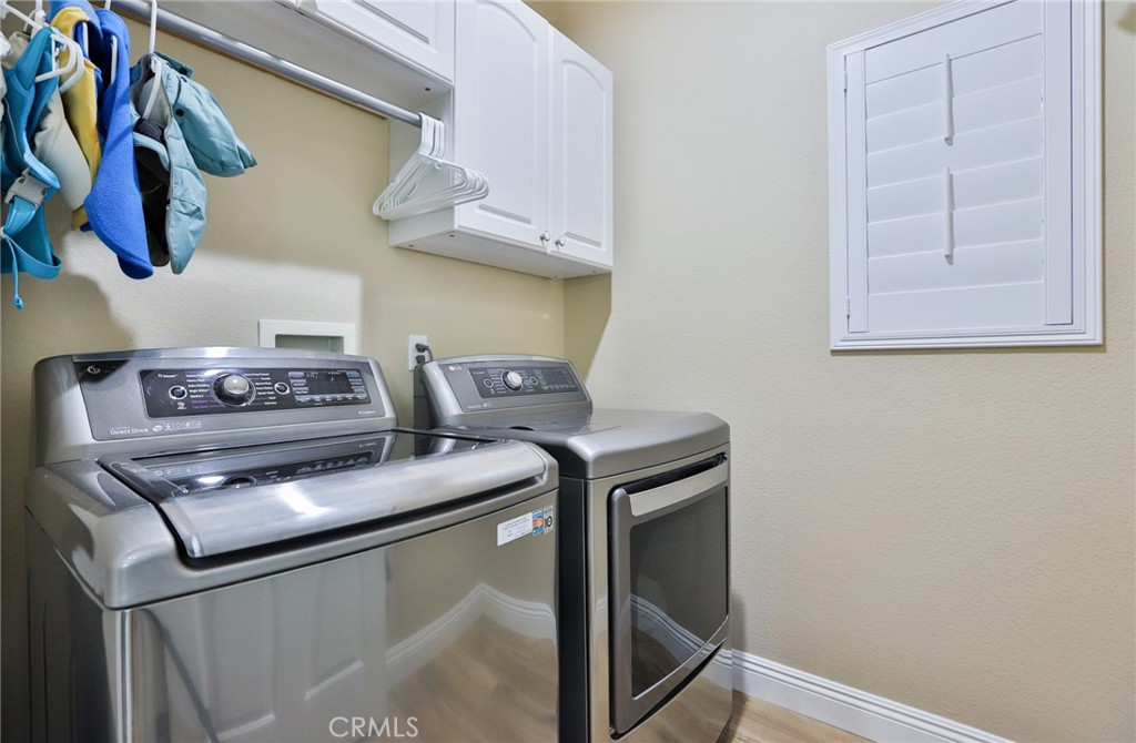 1789 Kapalua Bay Lane Corona, CA 92883 - Photo 45 of 63 a view of washer and dryer