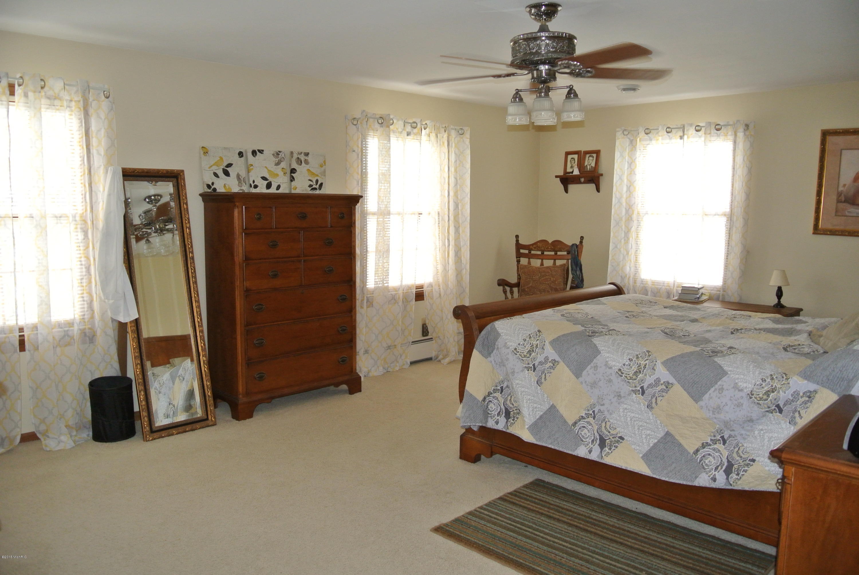 2340 Riley Street Hudsonville, MI 49426 - Photo 22 of 32 030