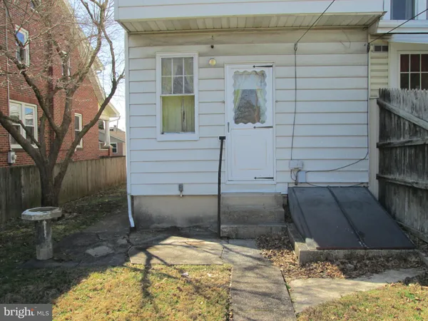 $75,000 | 431 Raymond Street, Reading, PA 19605