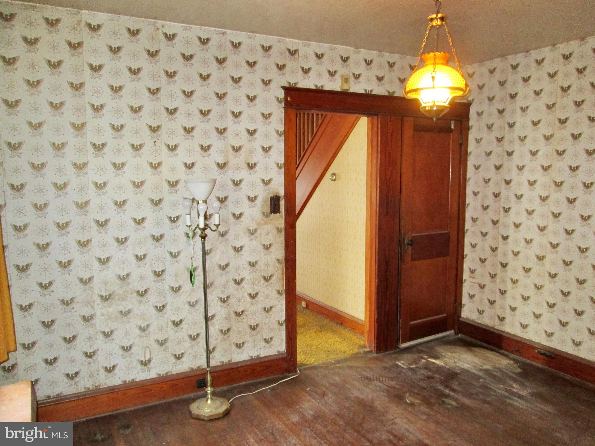 431 Raymond Street Reading, PA 19605 - Photo 8 of 50