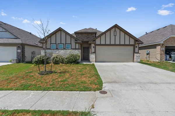 $1,950 | 4044 Legend Meadows, New Braunfels, TX 78130