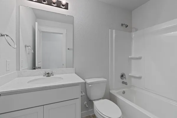 $1,950 | 4044 Legend Meadows, New Braunfels, TX 78130