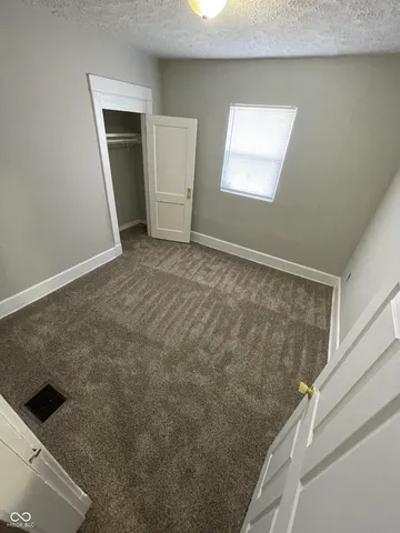 $975 | 37 North Randolph Street, Indianapolis, IN 46201