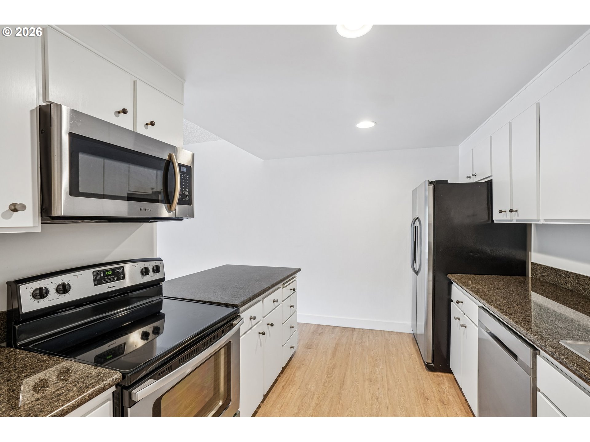 790 Southeast Webber Street, Unit 310 Portland, OR 97202 - Photo 13 of 32