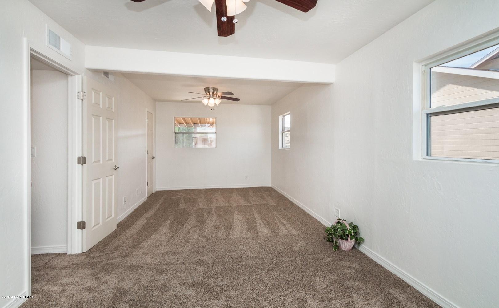 20061 East Lakeside Road Mayer, AZ 86333 - Photo 8 of 16 007_Master Bedroom